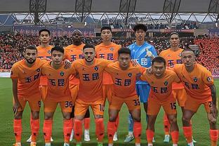 董路：中国足球缺偶像，武磊这两场的表现就是中国踢球孩子的榜样